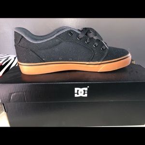 DC low tops
